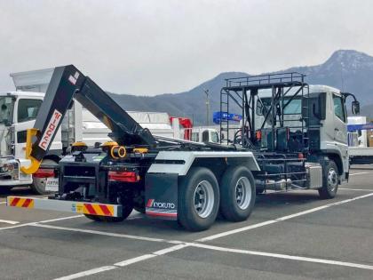 �ʐ^4